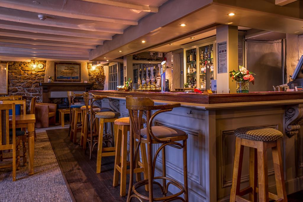 Kings Arms 호텔 펜젠스 외부 사진