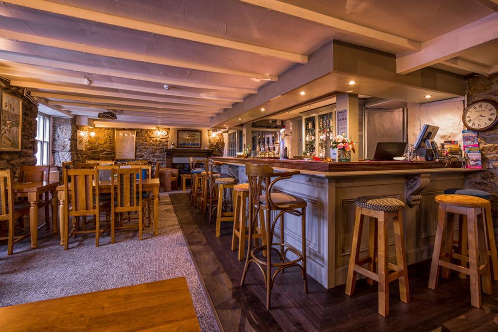 Kings Arms 호텔 펜젠스 외부 사진