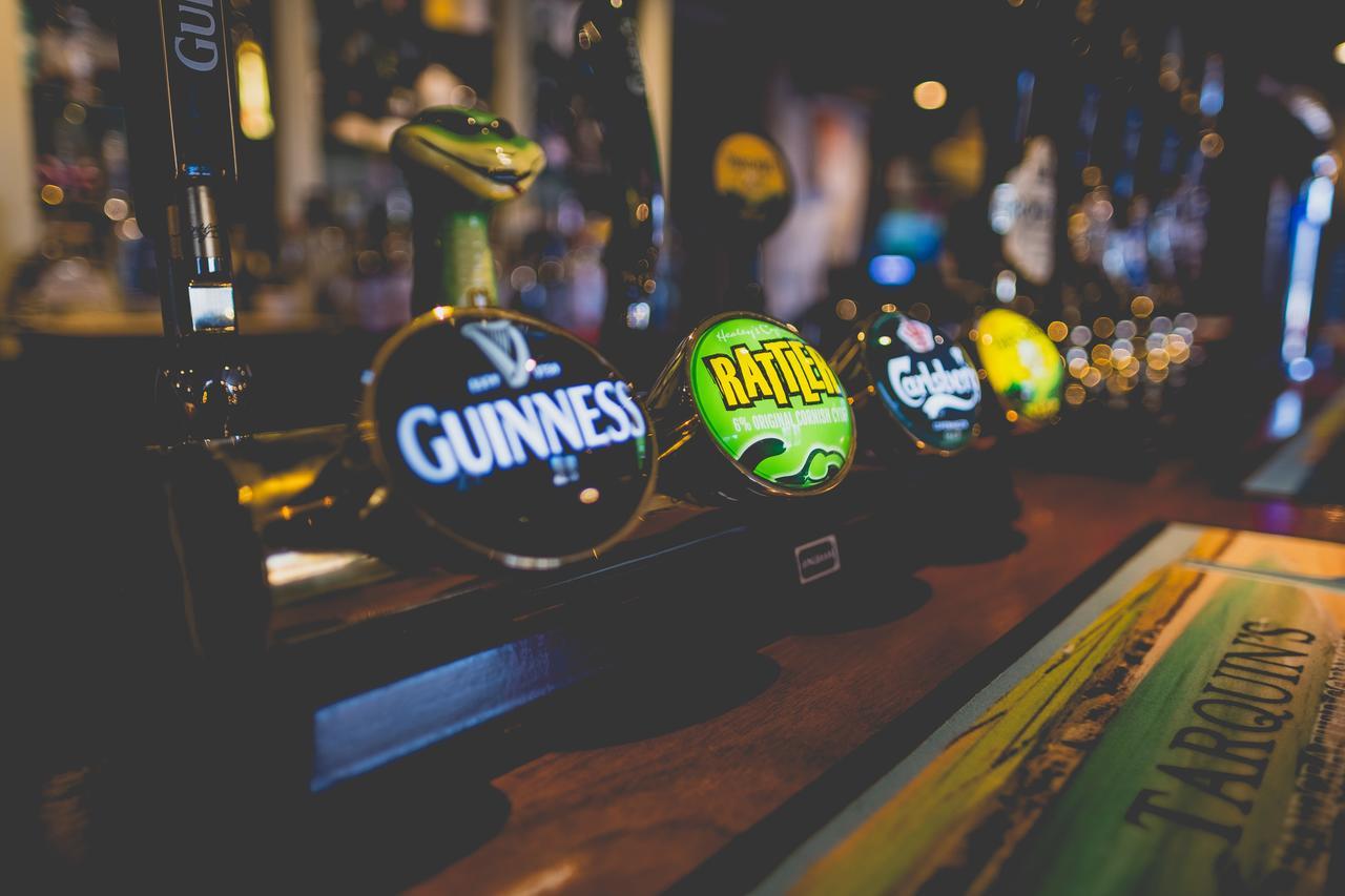 Kings Arms 호텔 펜젠스 외부 사진